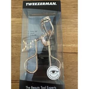Tweezerman Curl 38° Lash Curler – Rose Gold Eyelash Curler for Almond Eyes
